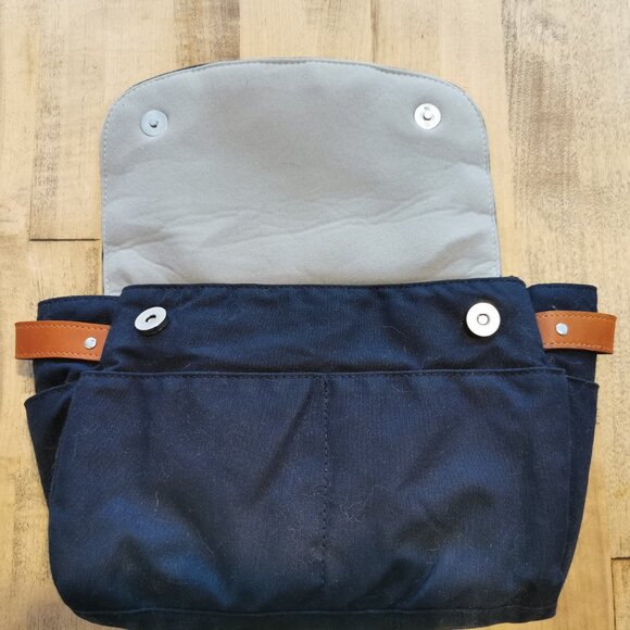 Ona Roma Camera Insert - Picture 4 of 5